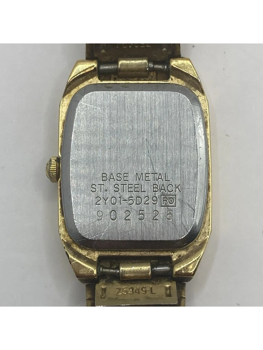 Vintage 1990s Seiko Quartz Ladies Watch Gold Tone Tank Rectangular Smooth Links